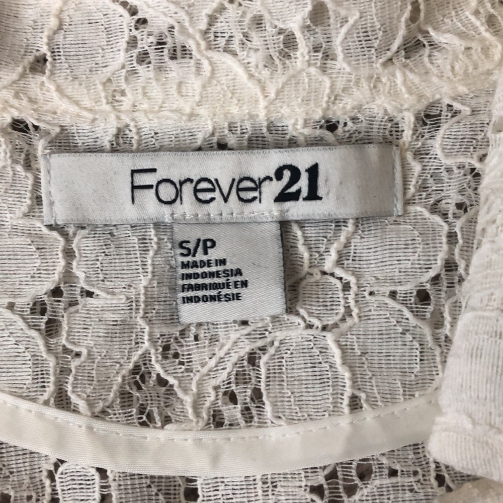 Forever 21 Lightweight Floral Lace Cropped Moto Jacket - Picture 4 of 8